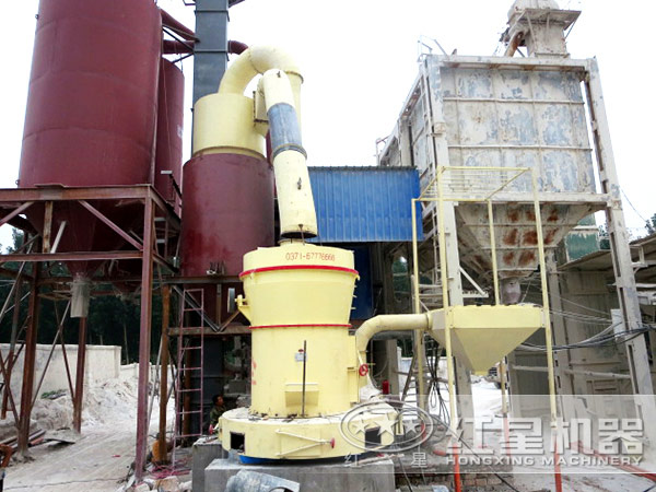 膨潤土磨粉生產現場圖