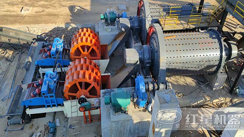 球磨機(jī)制砂現(xiàn)場(chǎng)實(shí)拍 球磨機(jī)制砂現(xiàn)場(chǎng)實(shí)拍