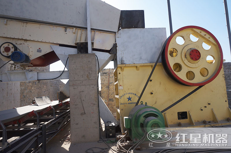 鄂破機作業現場