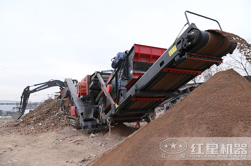 履帶移動破碎機處理建筑垃圾加工現場 履帶移動破碎機處理建筑垃圾加工現場