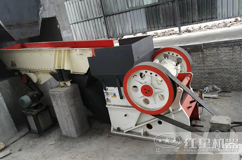 顎式破碎機處理現場 顎式破碎機處理現場