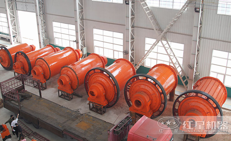 紅星球磨機(jī)車間展示 紅星球磨機(jī)車間展示
