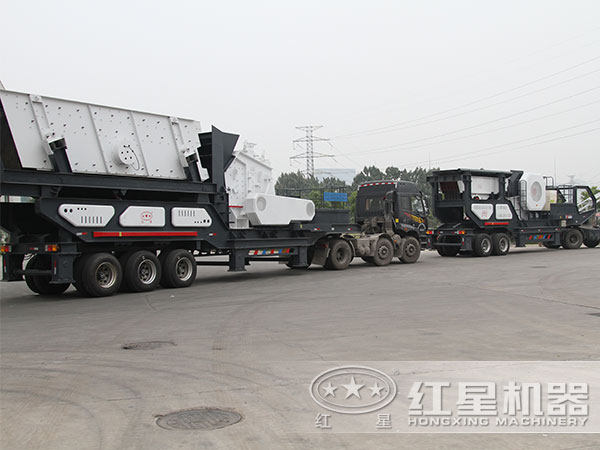 煤矸石輪胎式移動破碎機(jī)發(fā)貨