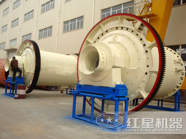 水泥球磨機實拍圖