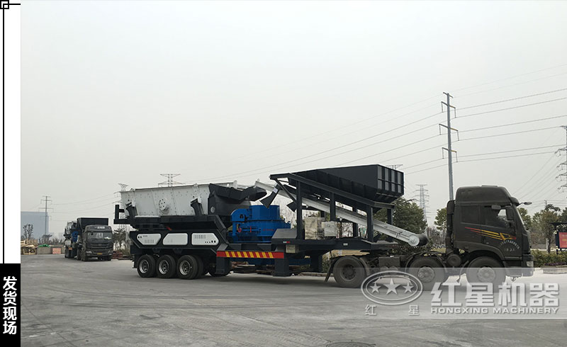 柴油流動(dòng)車載打砂機(jī)發(fā)貨現(xiàn)場