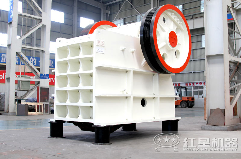 環保型鄂式破碎機