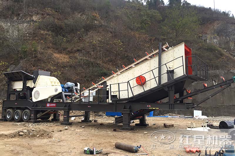 大型流動碎石機客戶安裝現場