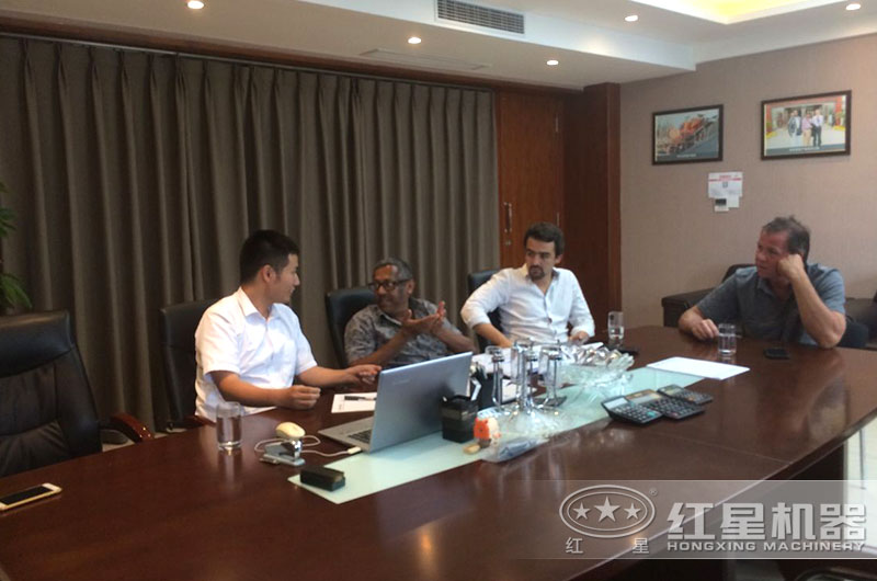 用戶(hù)直接來(lái)廠選購(gòu),量身設(shè)計(jì)生產(chǎn)方案