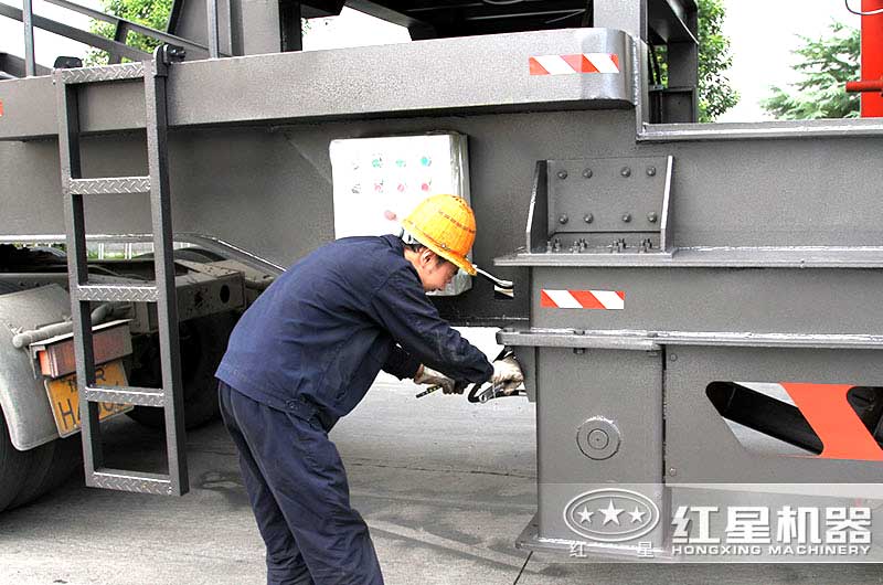 發(fā)貨前，再次認真檢查設備