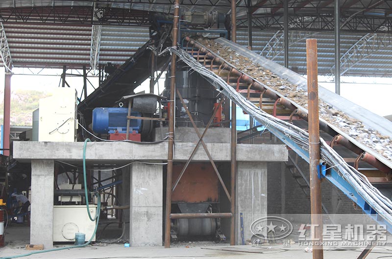 安微客戶現場,圓錐破碎機