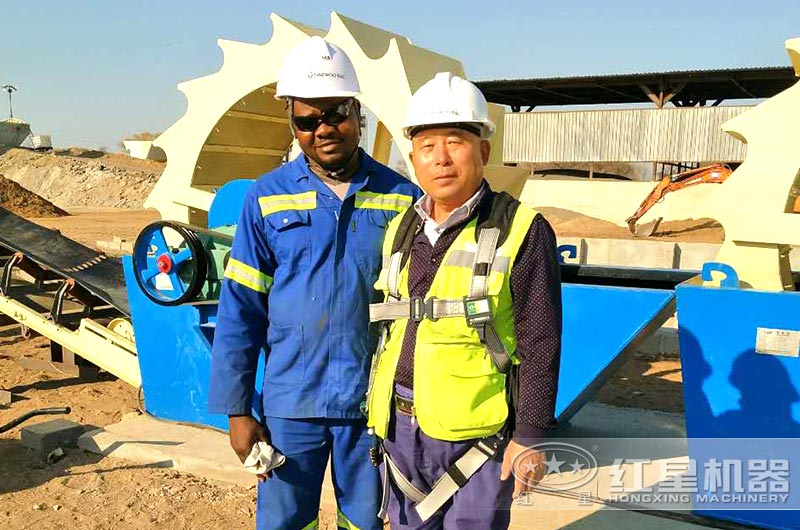 紅星售后人員為贊比亞客戶提供服務