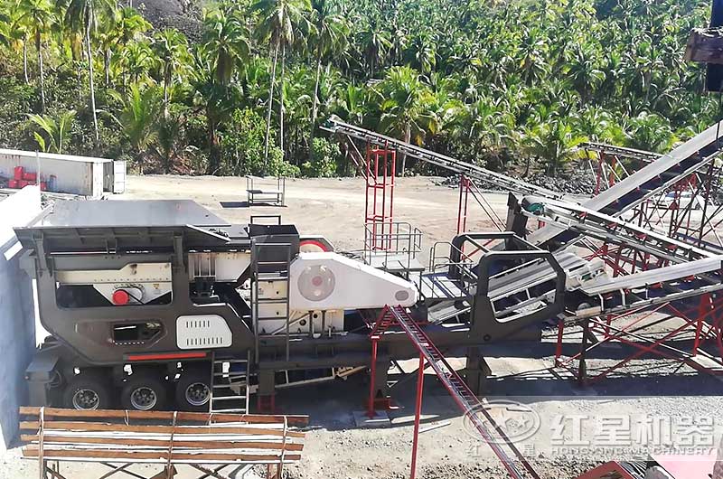 車載式移動破碎機作業(yè)現(xiàn)場