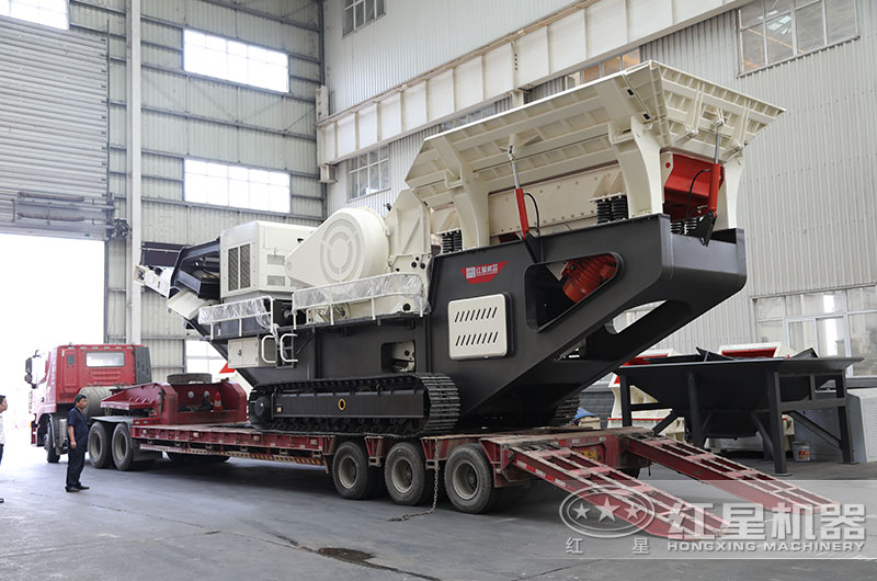 履帶式移動碎石機發貨