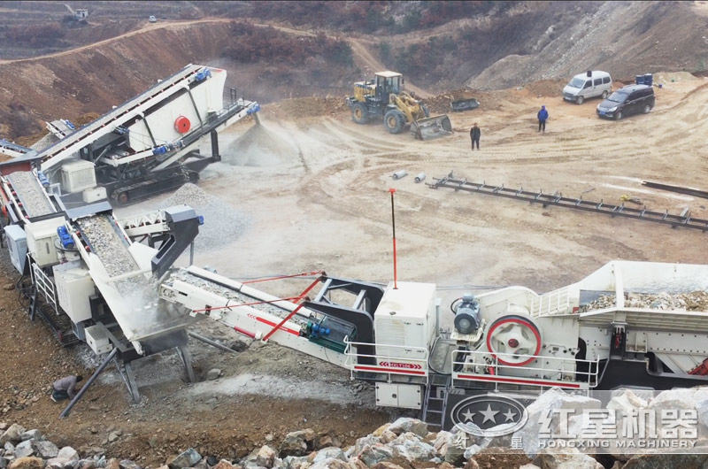 自動(dòng)式破碎制砂機(jī)生產(chǎn)現(xiàn)場(chǎng)
