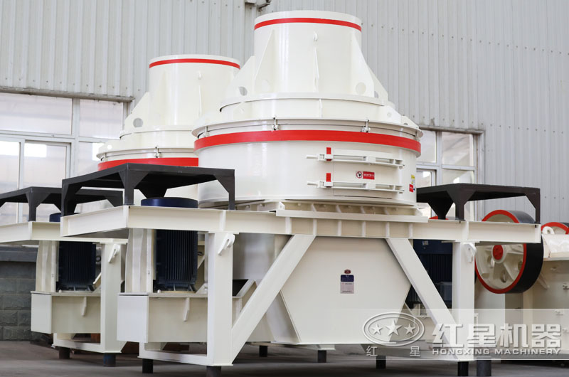 直通沖擊式制沙機,成品為立方體狀,粒型好 直通沖擊式制沙機,成品為立方體狀,粒型好