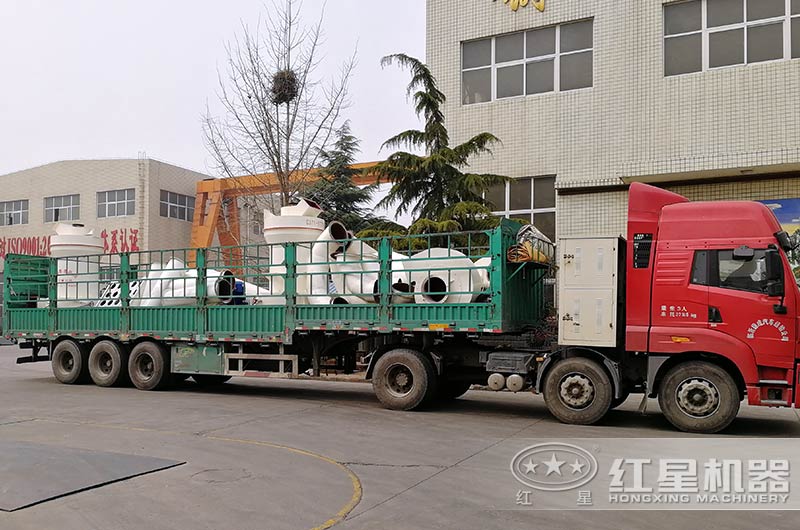 全套小型雷蒙磨粉機設(shè)備發(fā)貨 全套小型雷蒙磨粉機設(shè)備發(fā)貨