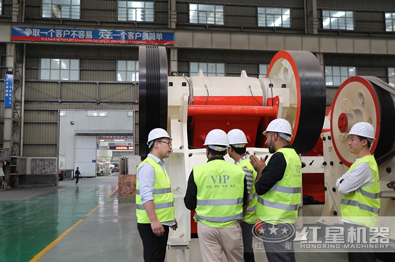 客戶到紅星生產(chǎn)車間考察 客戶到紅星生產(chǎn)車間考察