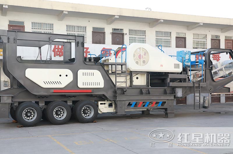 移動(dòng)式煤矸石破碎機(jī)圖片 移動(dòng)式煤矸石破碎機(jī)圖片