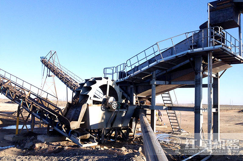 山東客戶(hù)時(shí)產(chǎn)200噸水洗沙機(jī)器作業(yè)現(xiàn)場(chǎng)