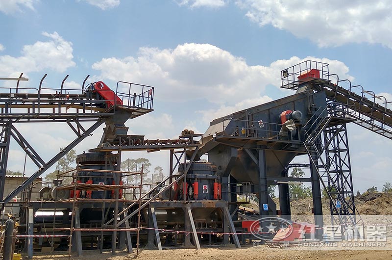 兩臺圓錐破并行使用，高配置生產，價格較貴