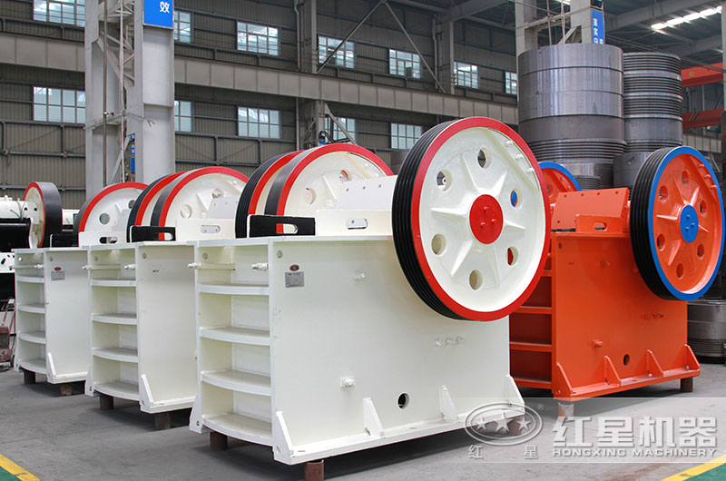 顎式破碎機廠區實拍圖