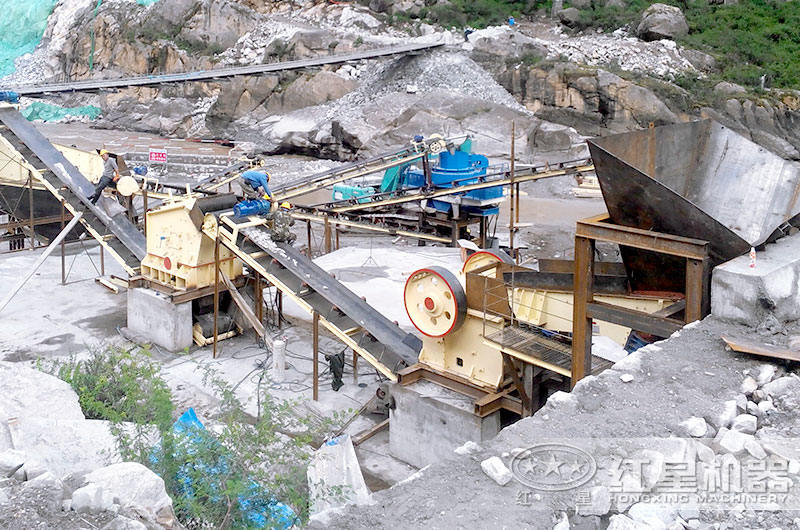 鵝卵石打沙機生產現場 鵝卵石打沙機生產現場