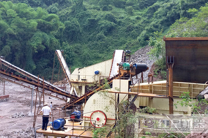 錘式打砂機生產現場 錘式打砂機生產現場