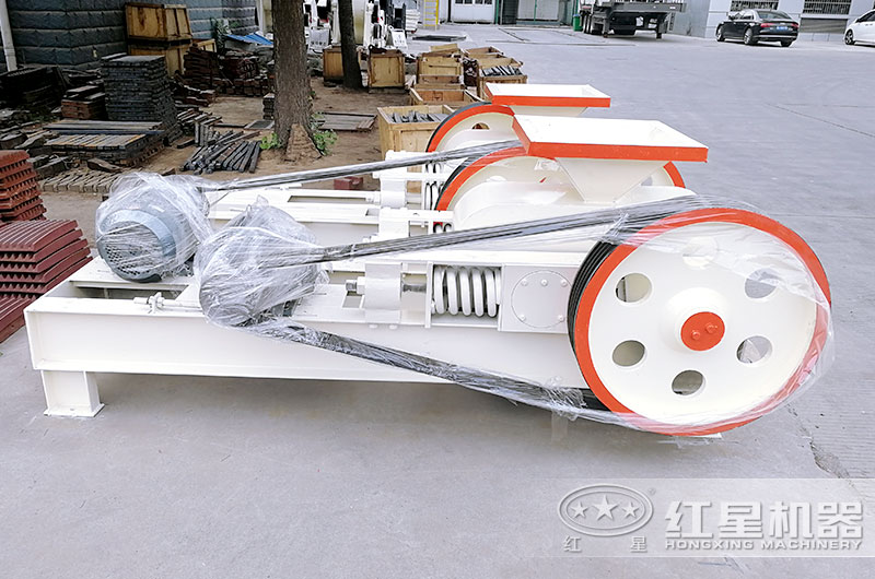 小型砂石生產設備_對輥式破碎機 小型砂石生產設備_對輥式破碎機