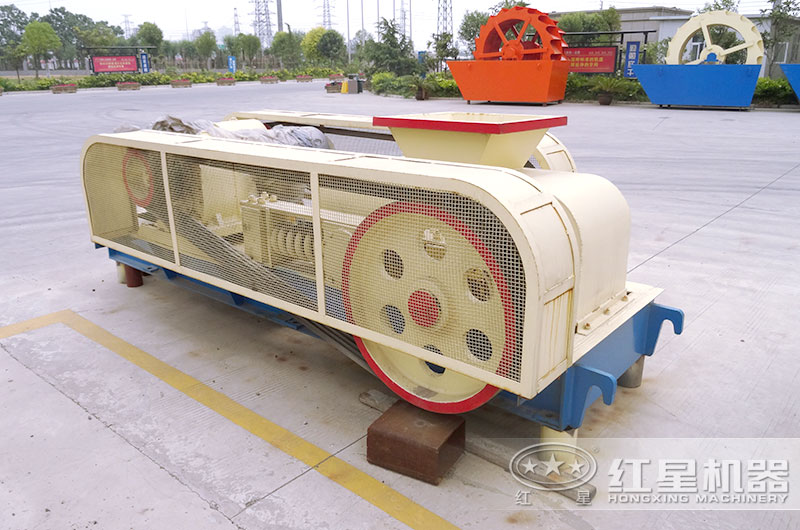 對輥式破碎機廠區實拍圖