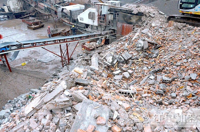 輪胎式粉碎機非常適合處理建筑垃圾 輪胎式粉碎機非常適合處理建筑垃圾