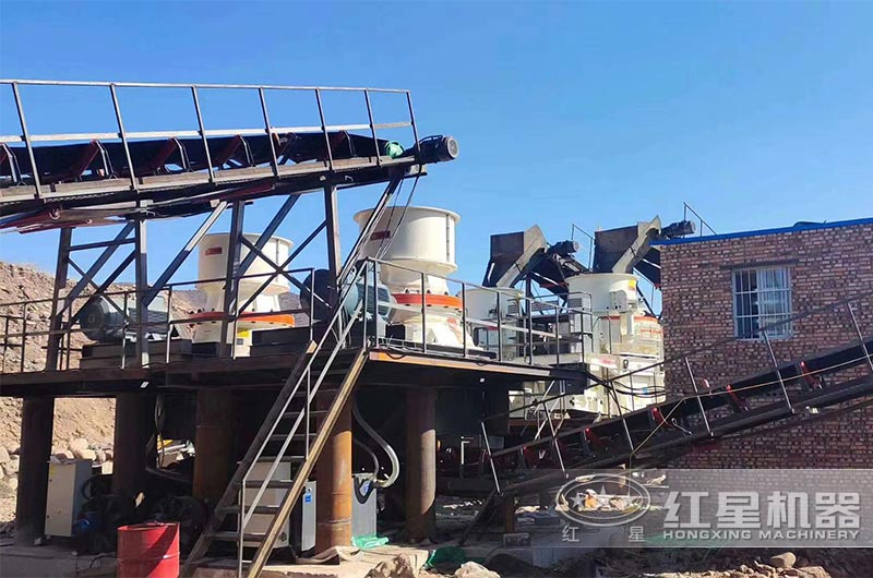 標版制砂機作業現場